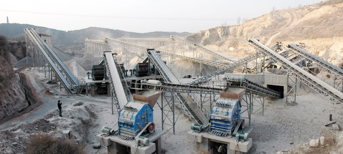 山西石灰石液壓巖石破碎機現(xiàn)場